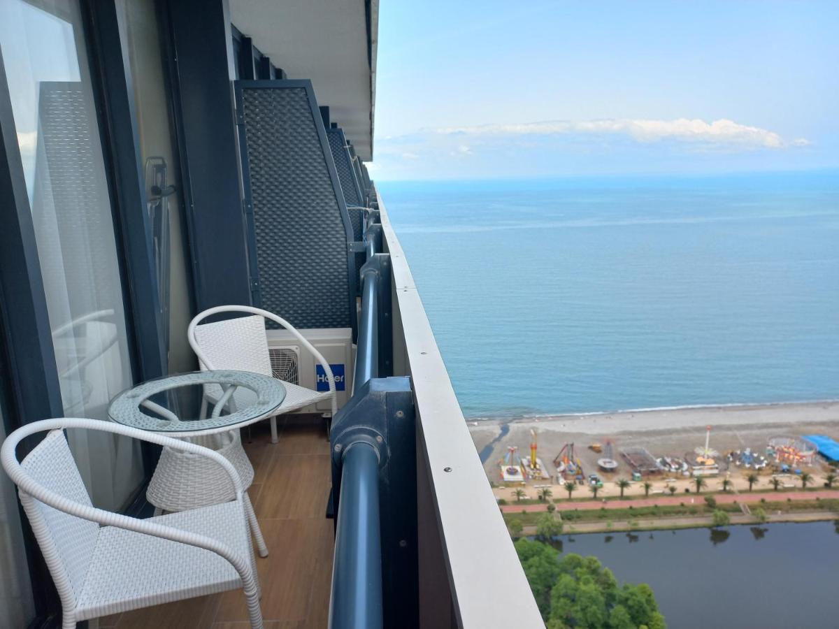 Orbi City Apartments On The Beach Batumi Eksteriør bilde